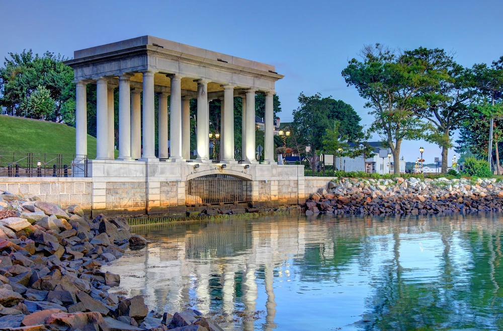 couple buying a house